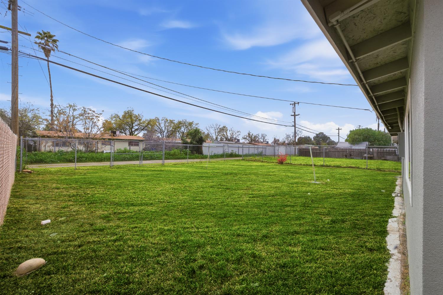 1150 E Jensen Ave, Fresno, CA 93706