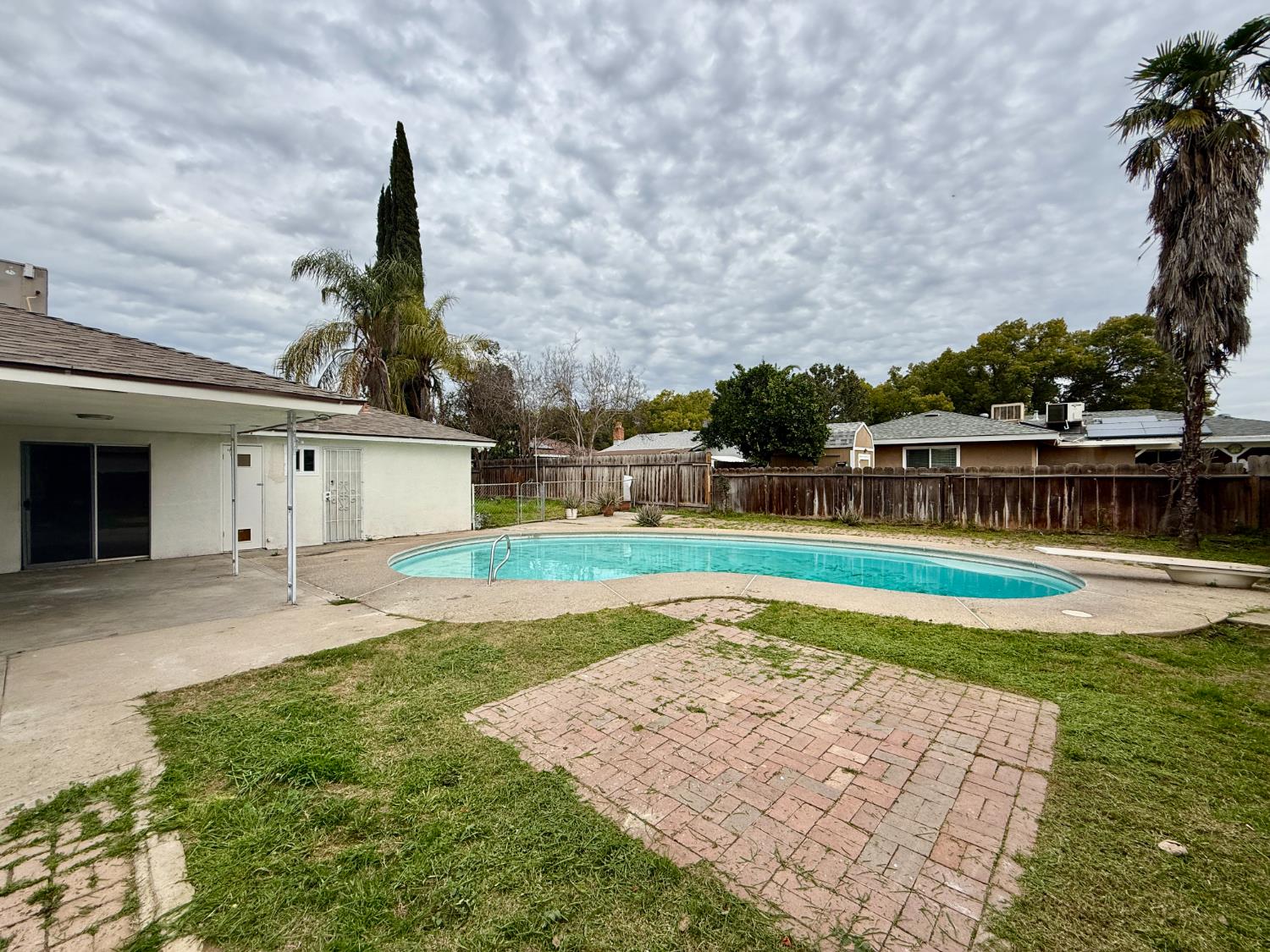 4382 N Crystal Ave, Fresno, CA 93705