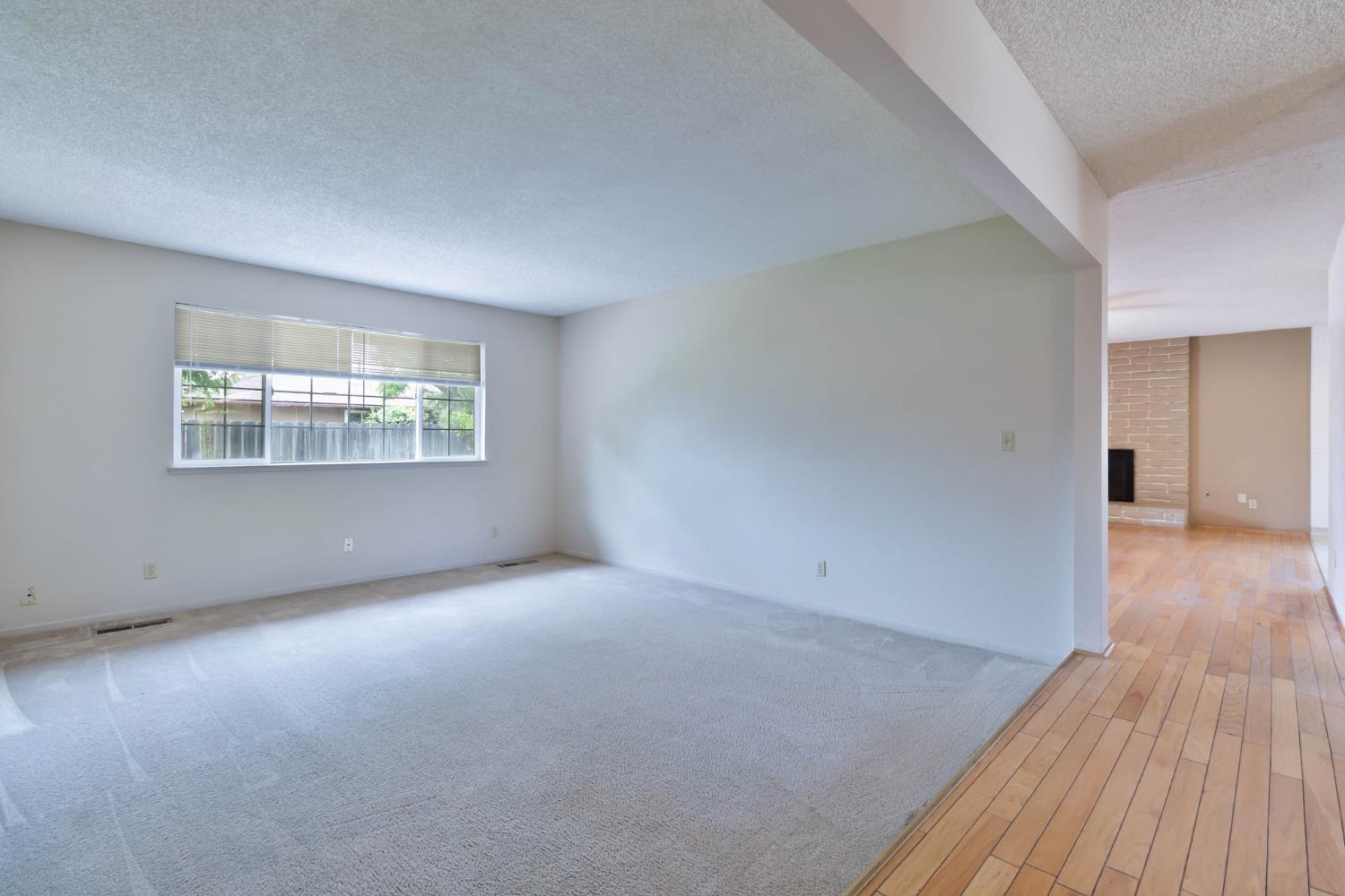 2158 E Palo Alto Ave, Fresno, CA 93710