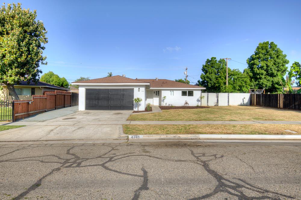 4745 N 5Th St, Fresno, CA 93726