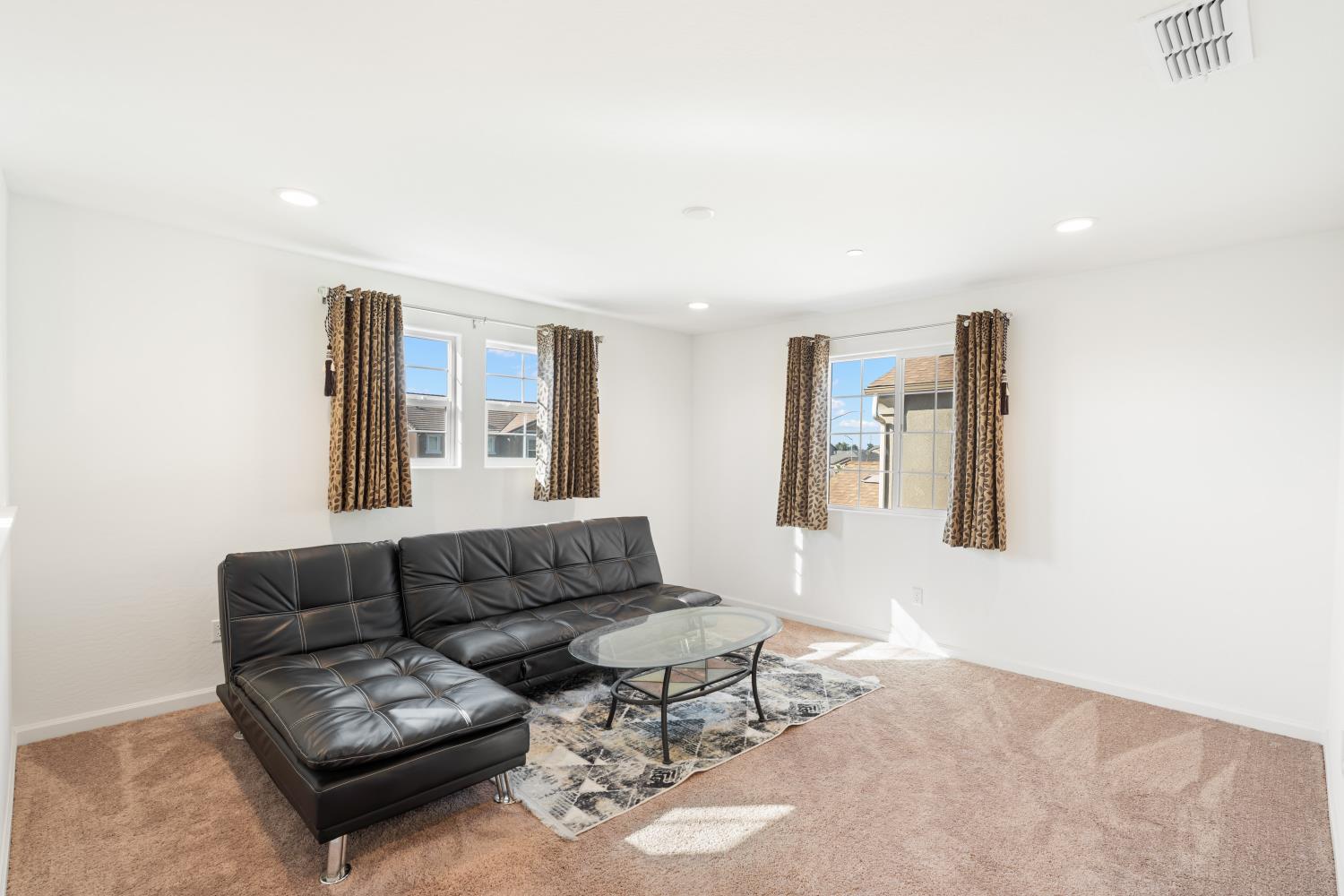 6660 E Yale Ave, Fresno, CA 93727