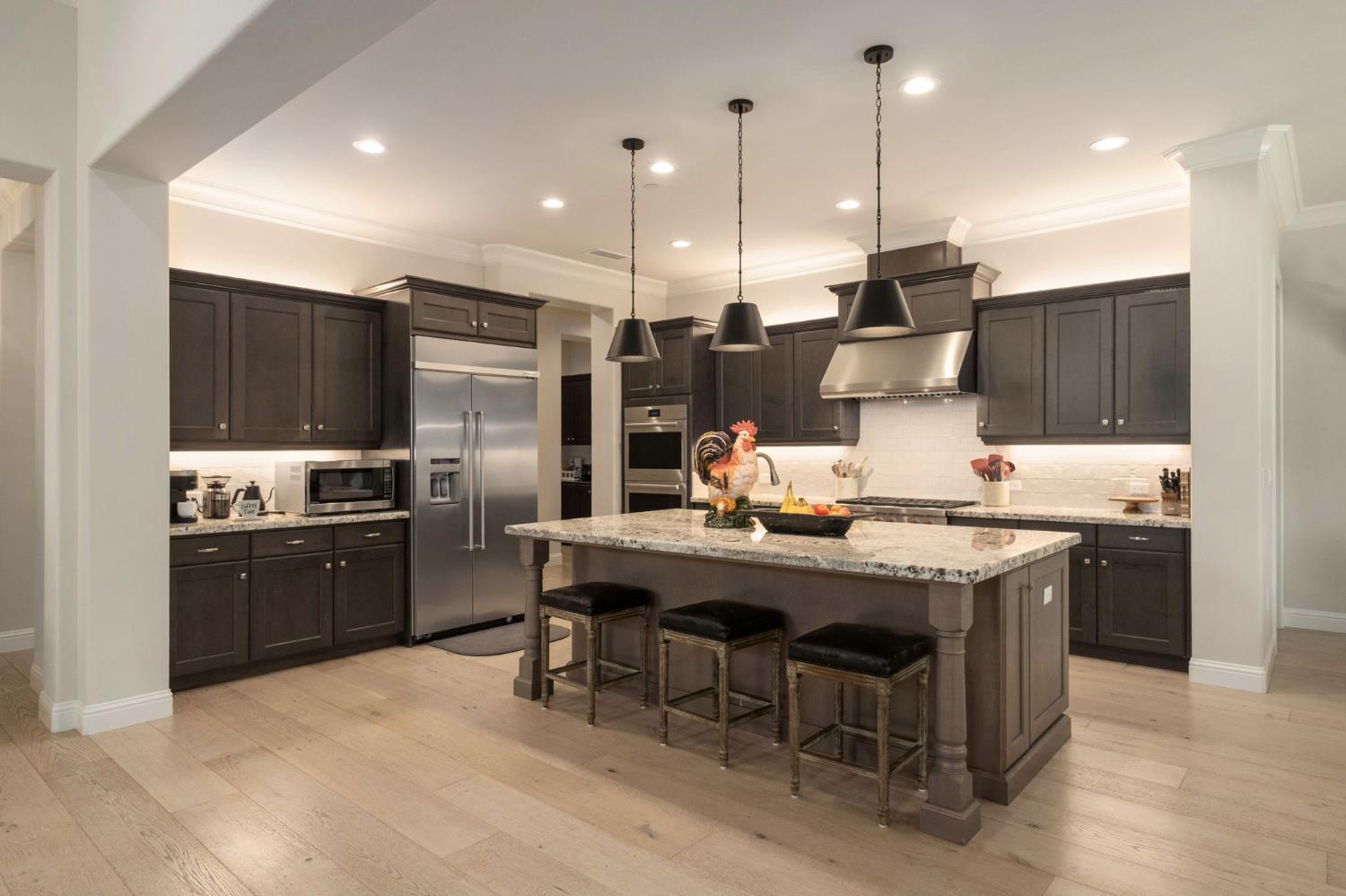 11865 N Ridgeway Dr, Fresno, CA 93730