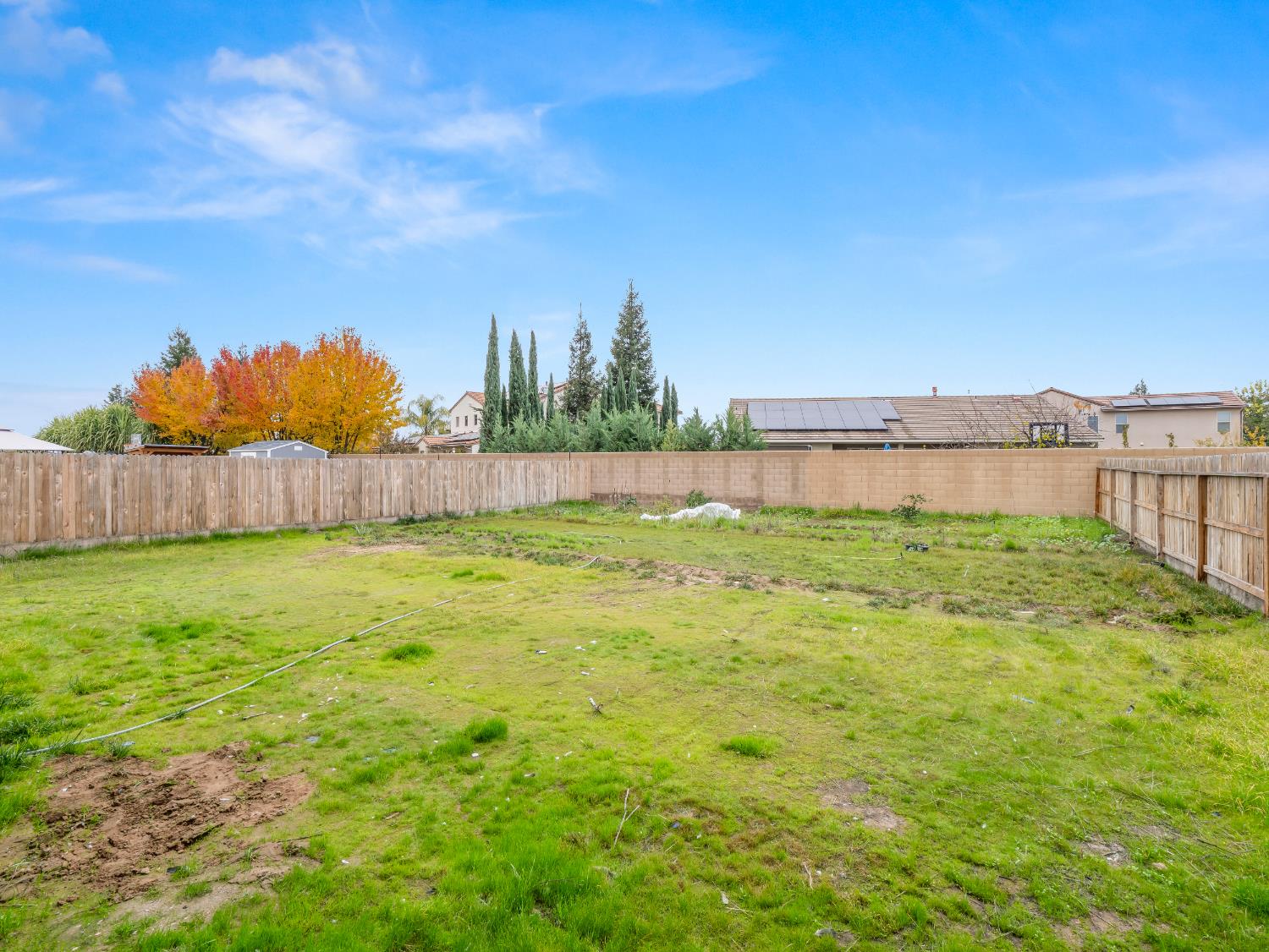 5958 W Austin Way, Fresno, CA 93722