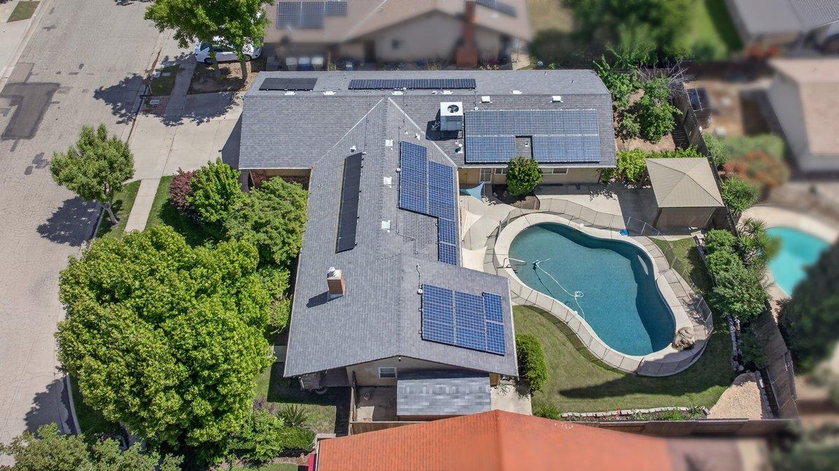 3291 E Los Altos Ave, Fresno, CA 93710