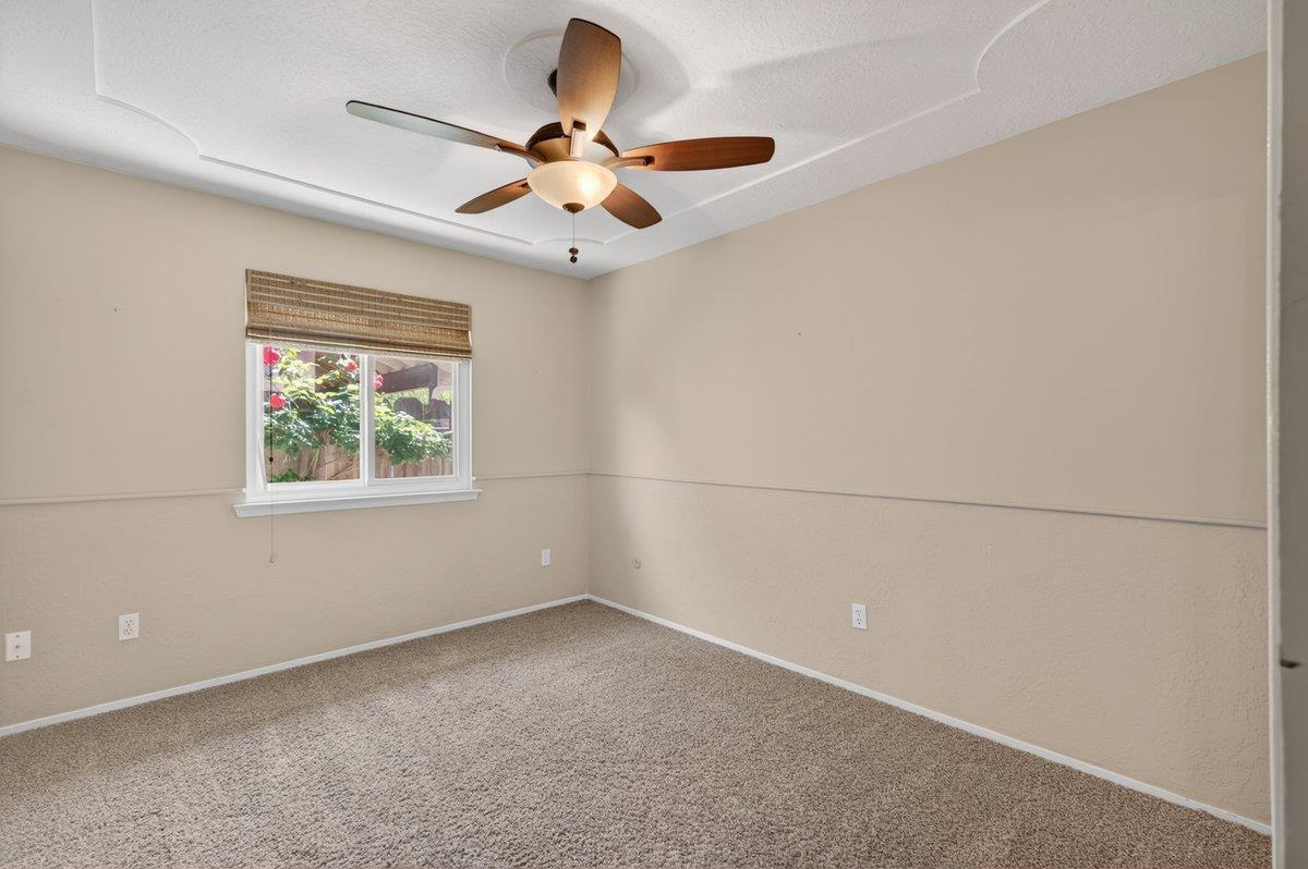 3291 E Los Altos Ave, Fresno, CA 93710