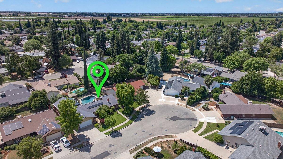 3291 E Los Altos Ave, Fresno, CA 93710