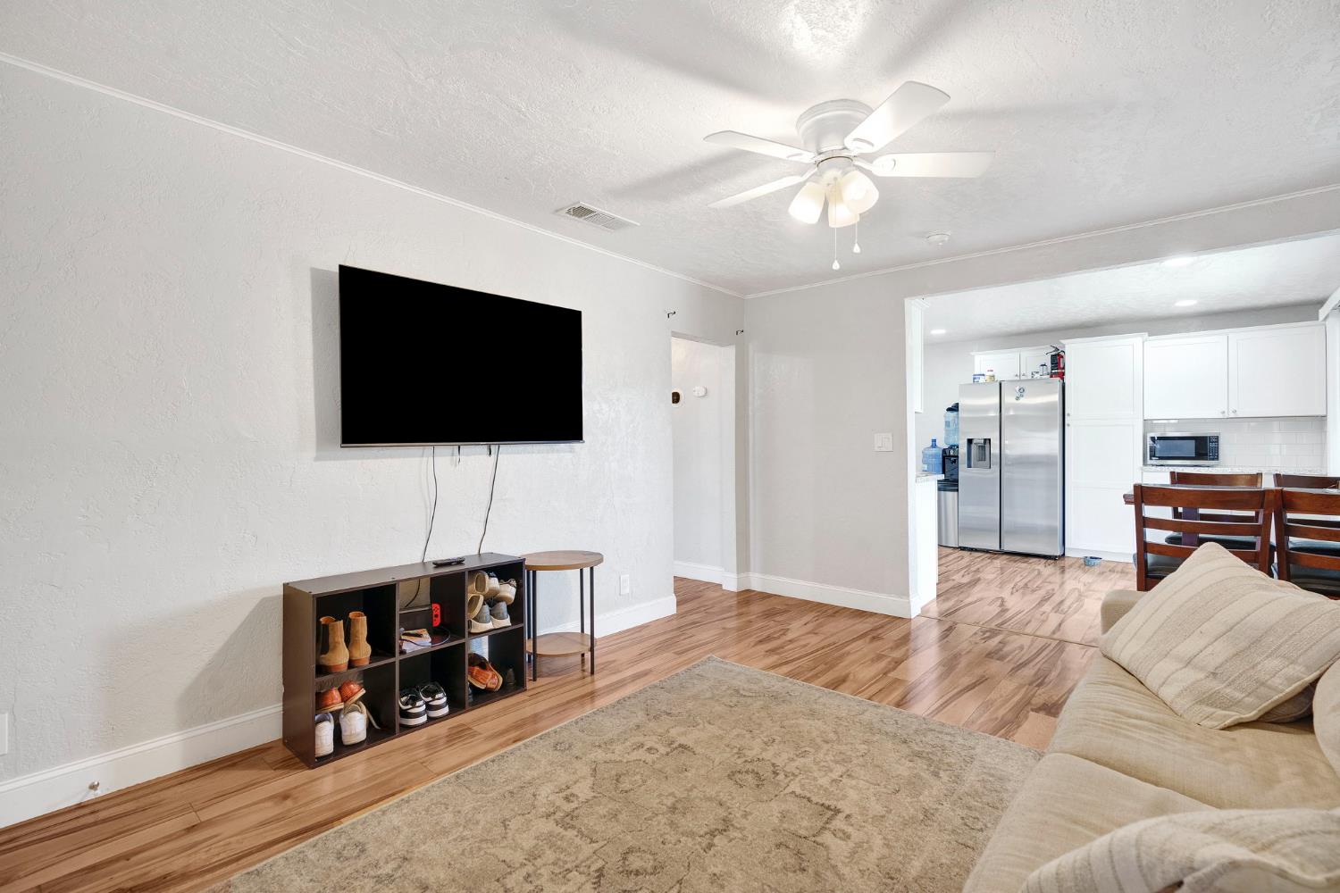 4104 E Madison Ave, Fresno, CA 93702