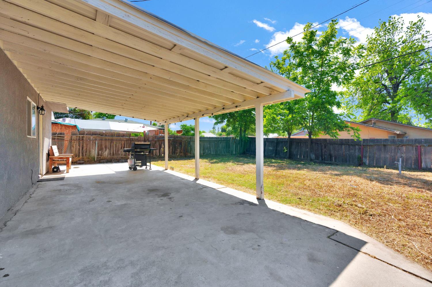 4104 E Madison Ave, Fresno, CA 93702