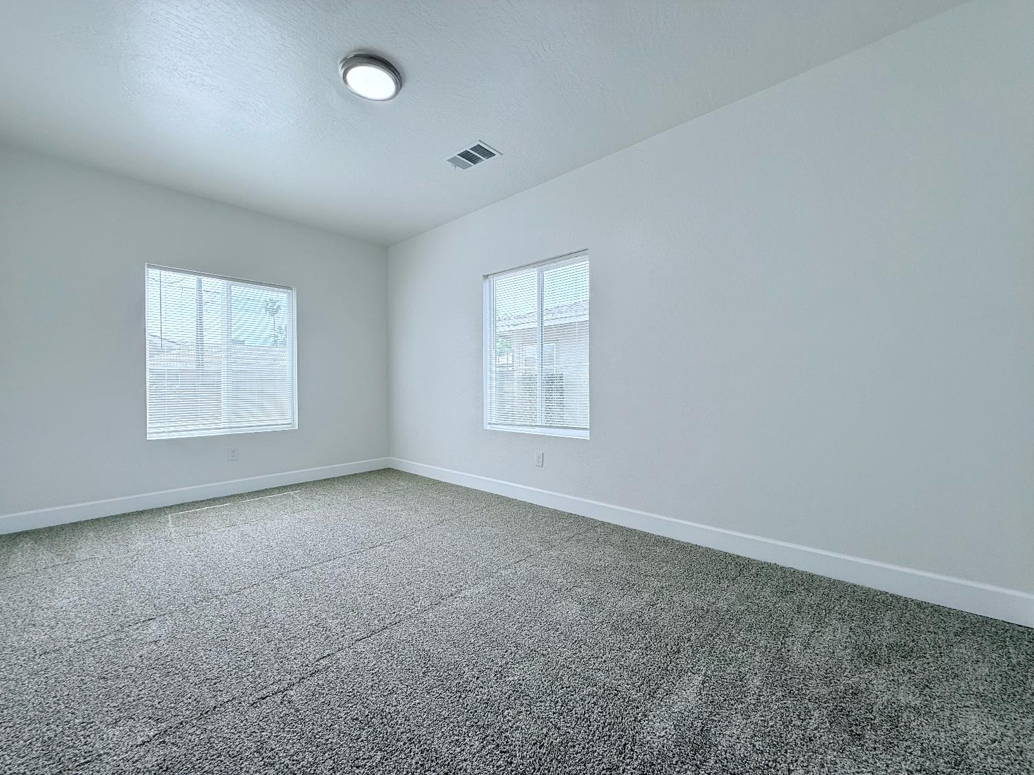 242 Fresno St, Fresno, CA 93706