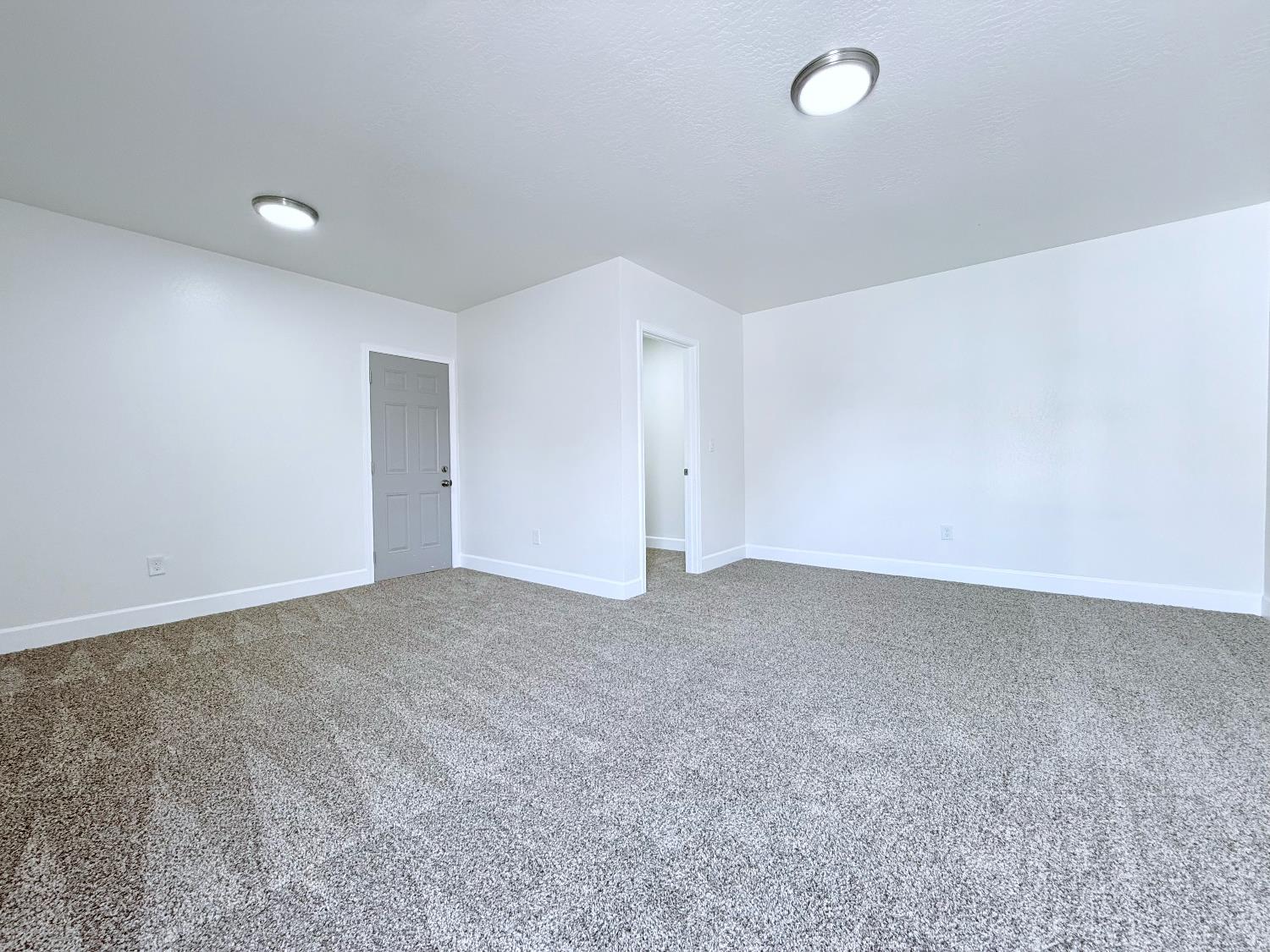 242 Fresno St, Fresno, CA 93706