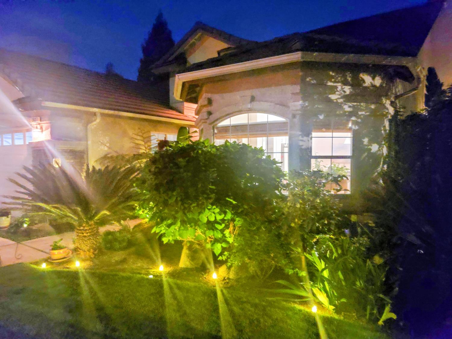 2827 E Shea, Fresno, CA 93720