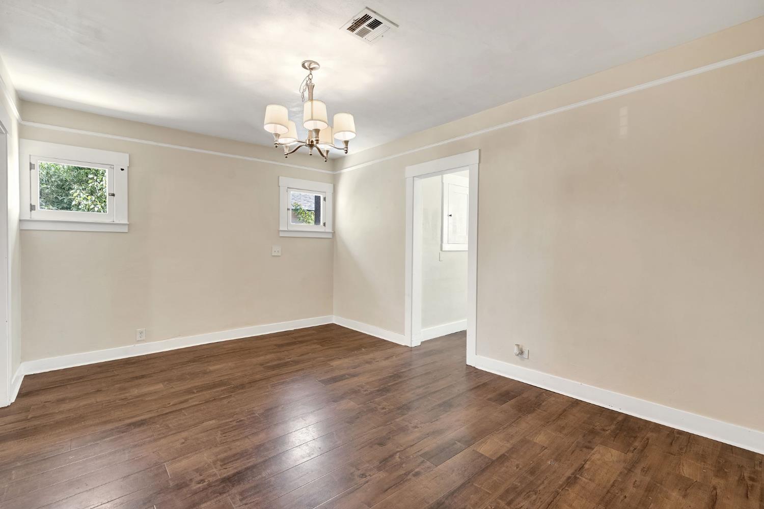 4338 E Grant Ave, Fresno, CA 93702