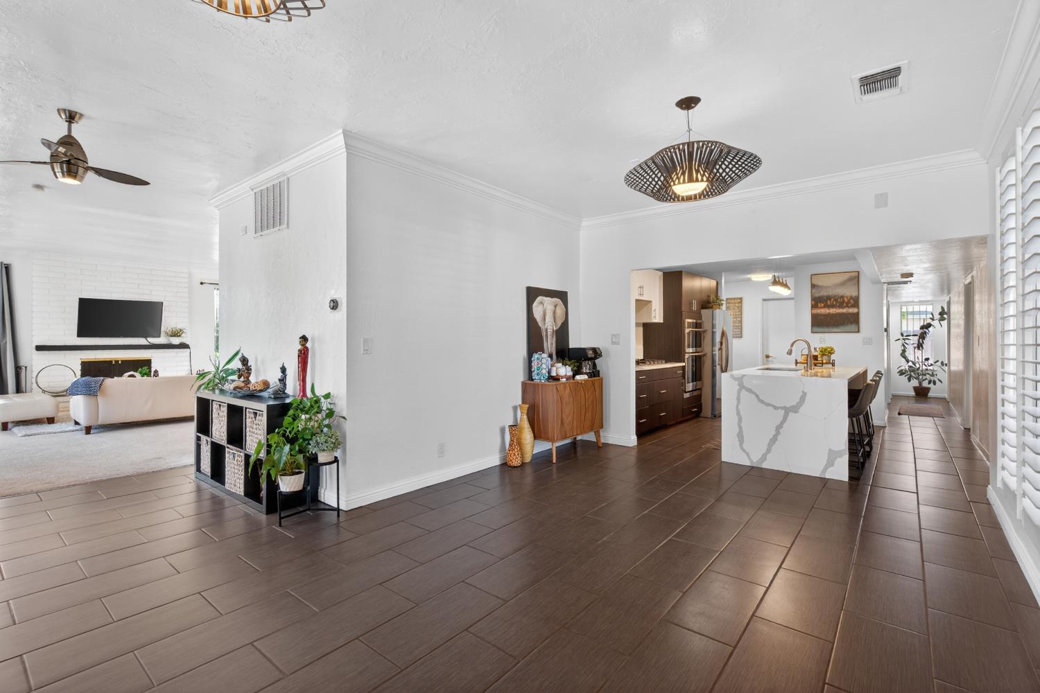 1923 S Fairway, Fresno, CA 93727