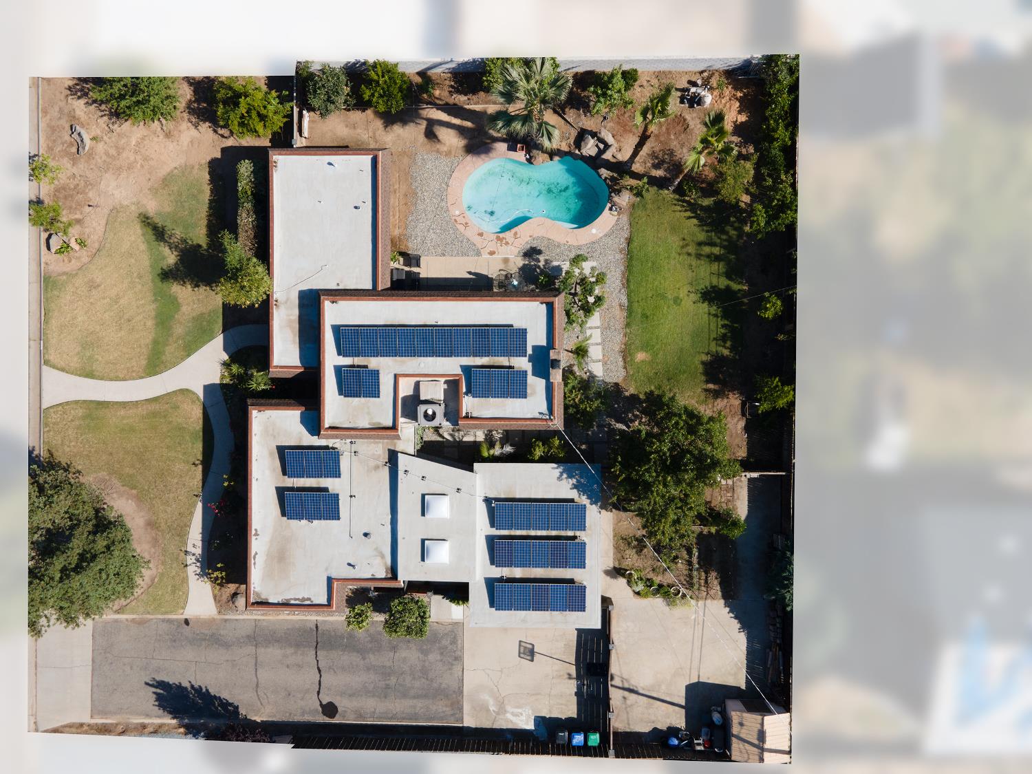 1923 S Fairway, Fresno, CA 93727