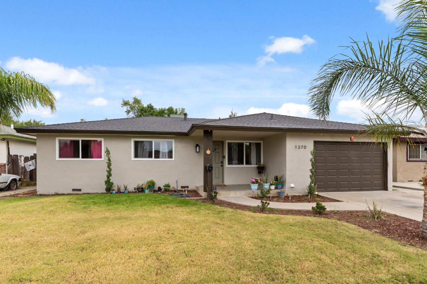 1370 N Willow Ave, Fresno, CA 93727