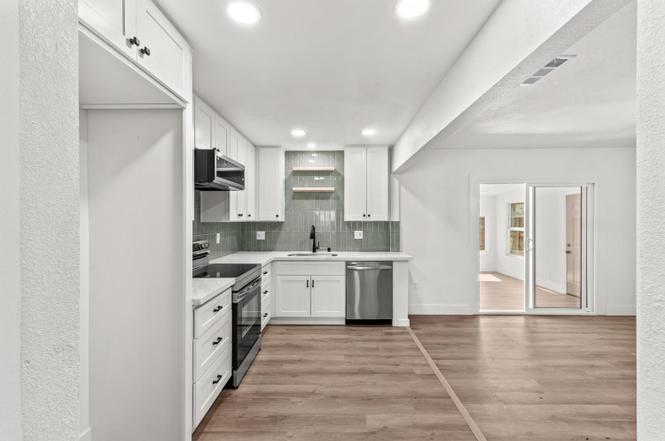 1370 N Willow Ave, Fresno, CA 93727