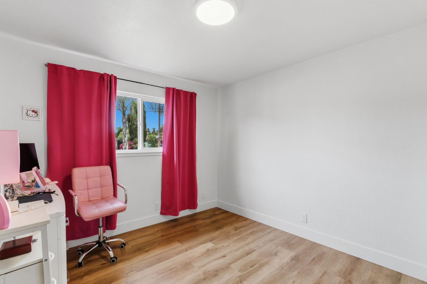 1370 N Willow Ave, Fresno, CA 93727