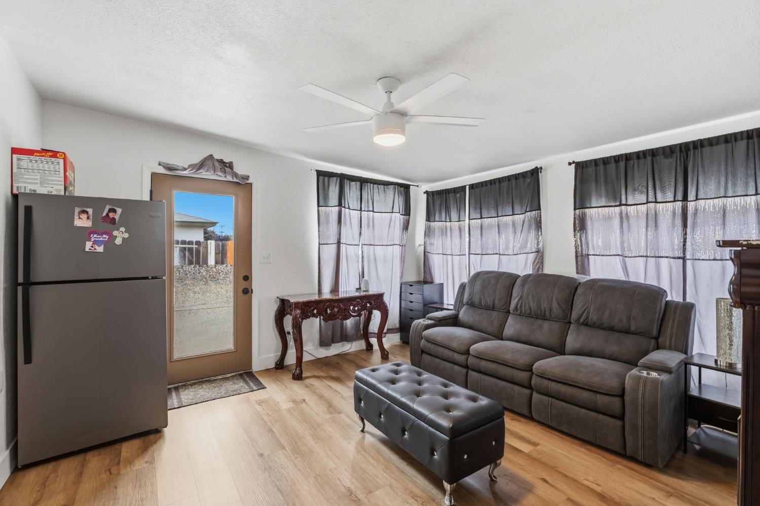 1370 N Willow Ave, Fresno, CA 93727