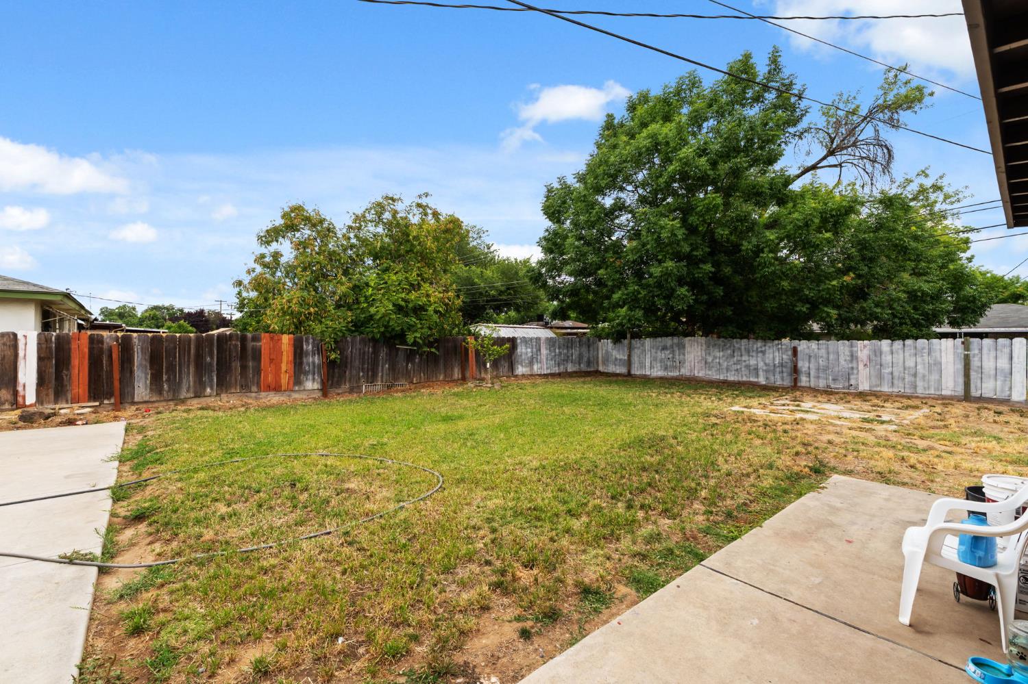 1370 N Willow Ave, Fresno, CA 93727