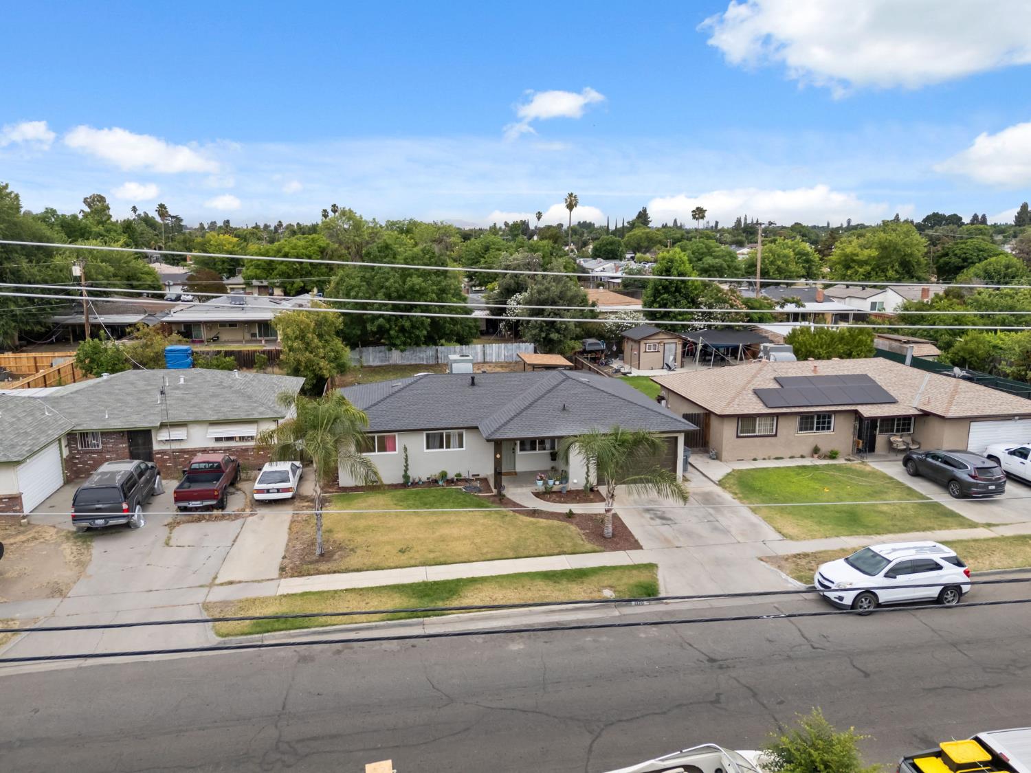 1370 N Willow Ave, Fresno, CA 93727