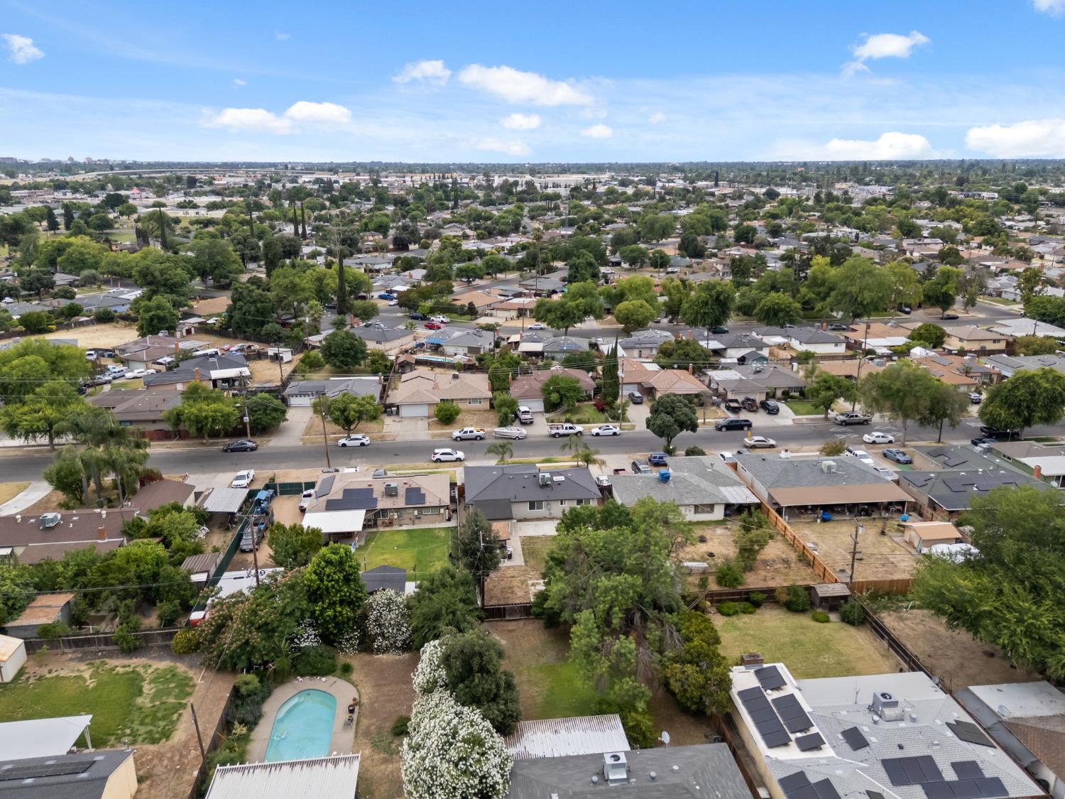 1370 N Willow Ave, Fresno, CA 93727