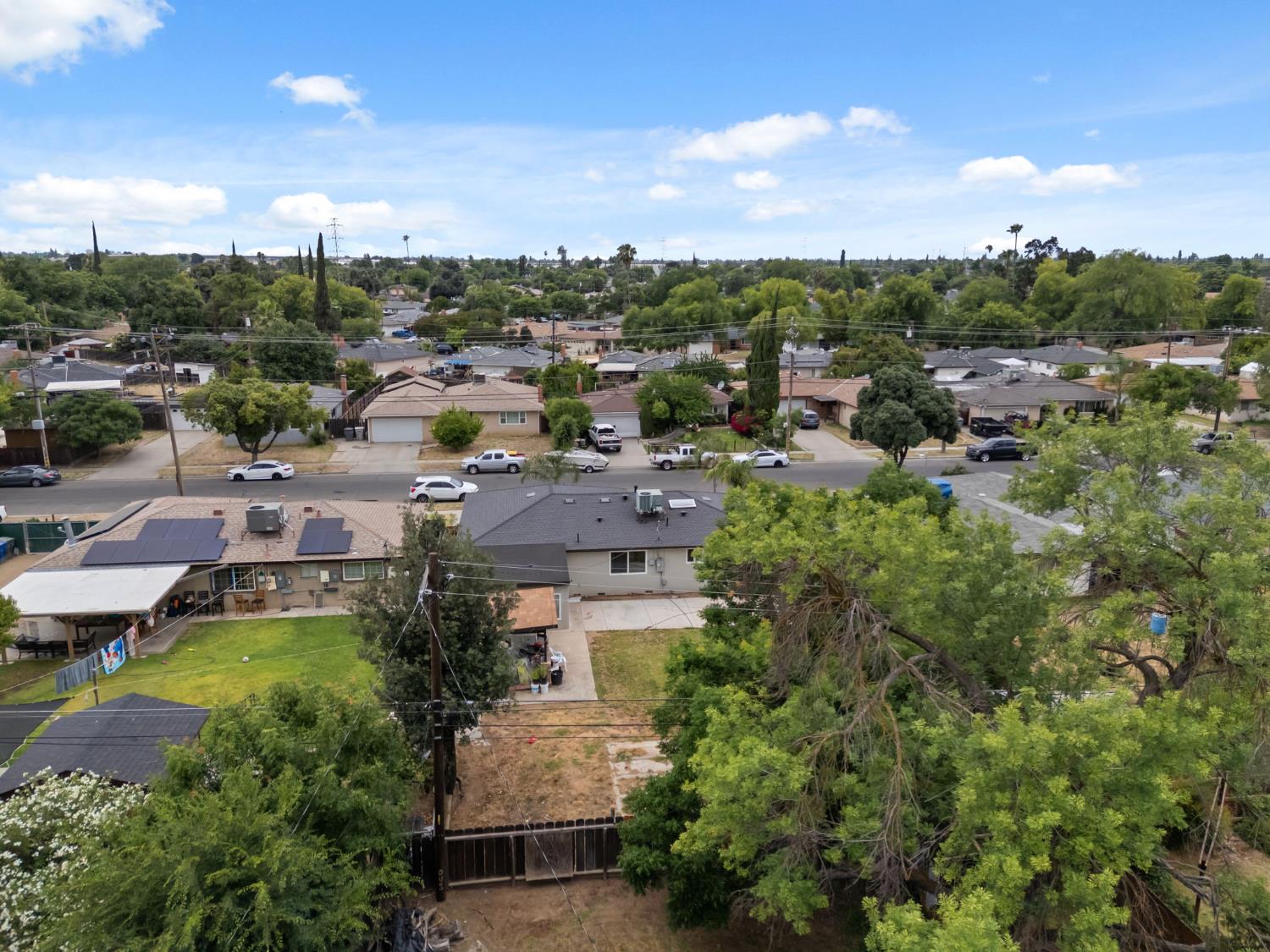 1370 N Willow Ave, Fresno, CA 93727