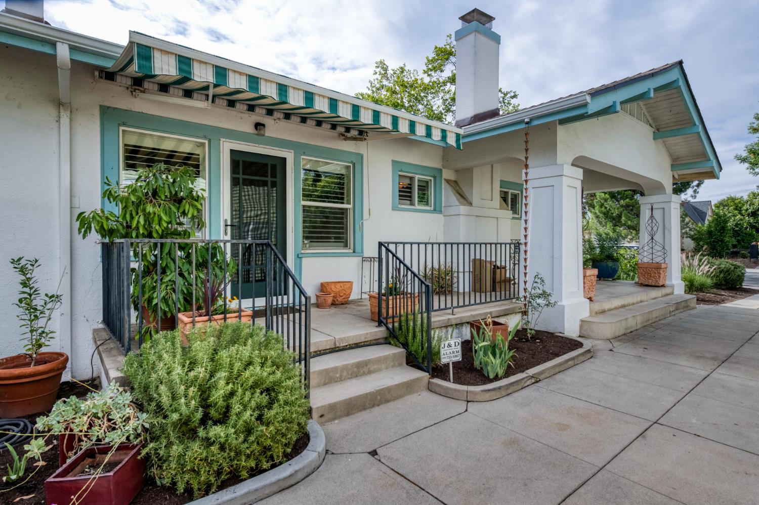 636 E Yale Ave, Fresno, CA 93704