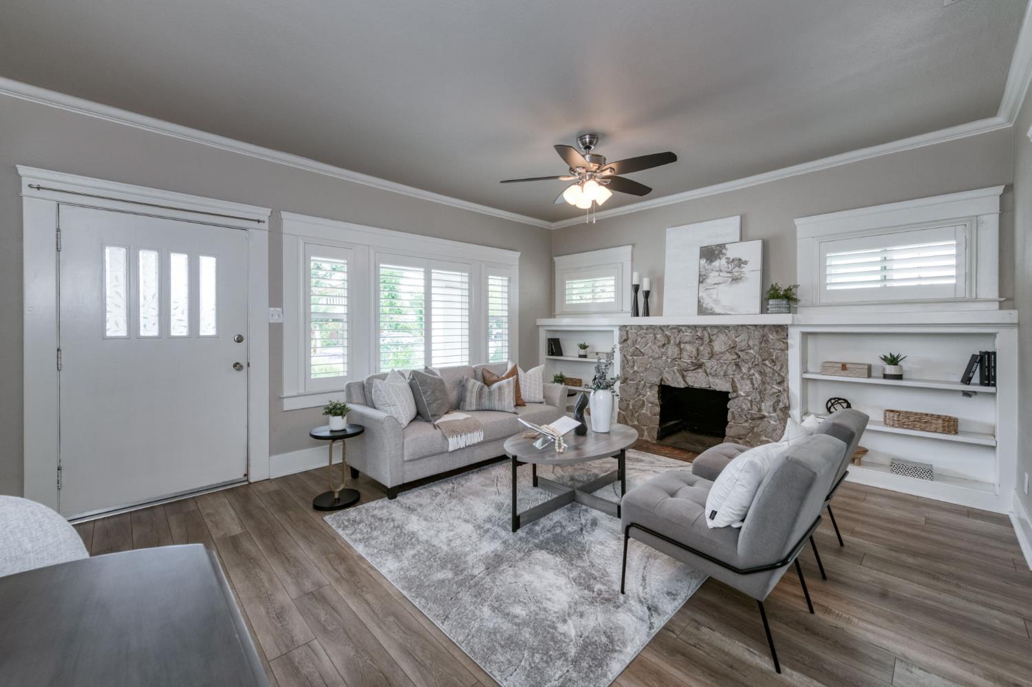 636 E Yale Ave, Fresno, CA 93704
