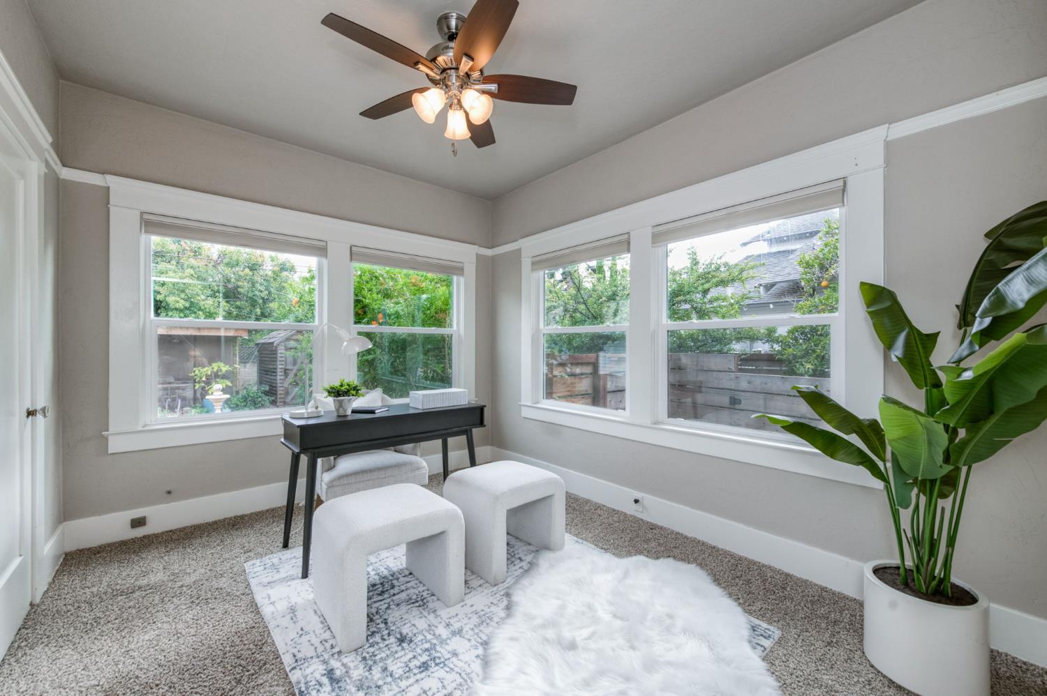 636 E Yale Ave, Fresno, CA 93704