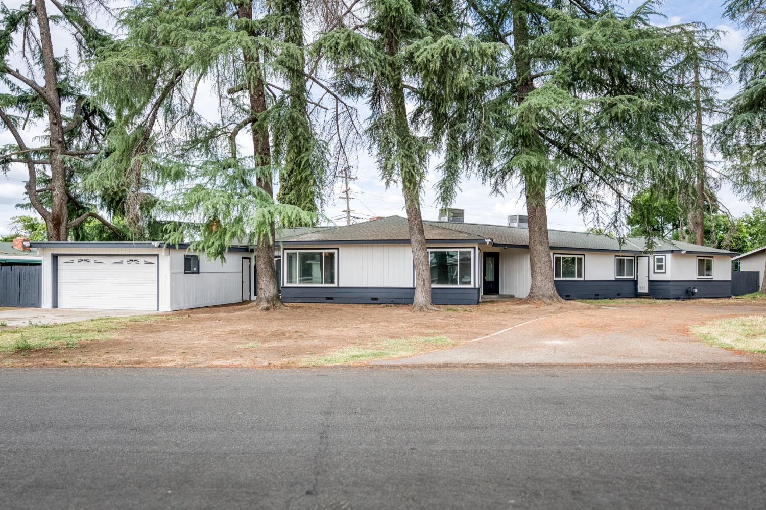 4205 Ralph Ln N, Fresno, CA 93727