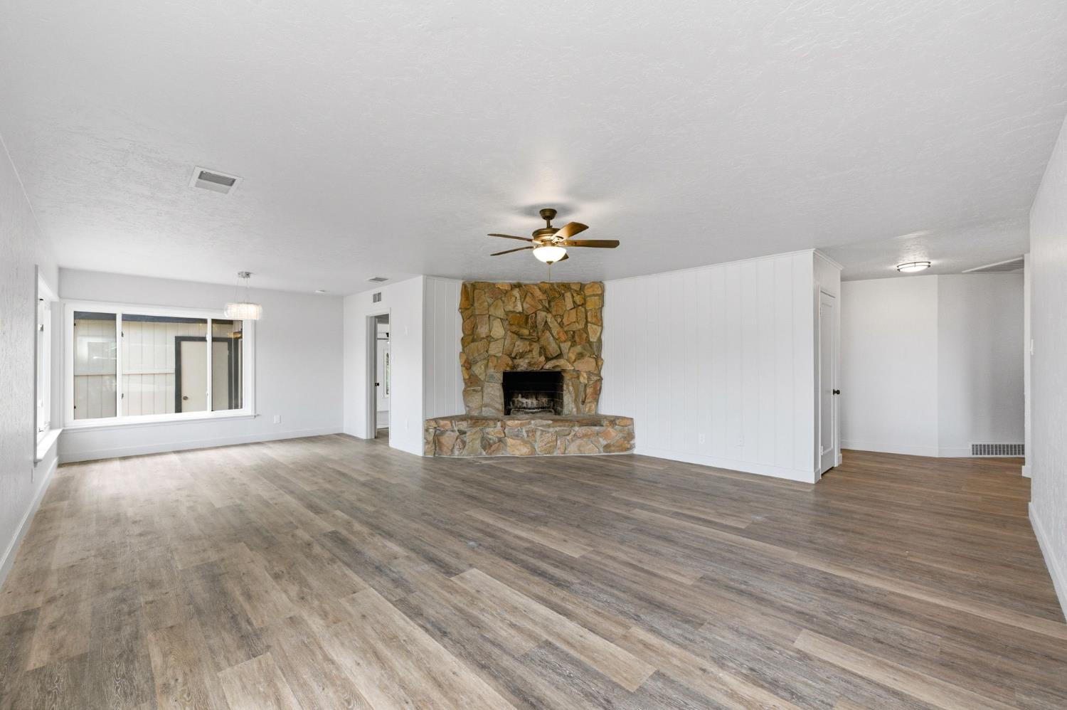4205 Ralph Ln N, Fresno, CA 93727