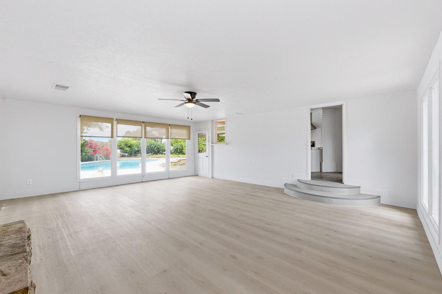 4205 Ralph Ln N, Fresno, CA 93727