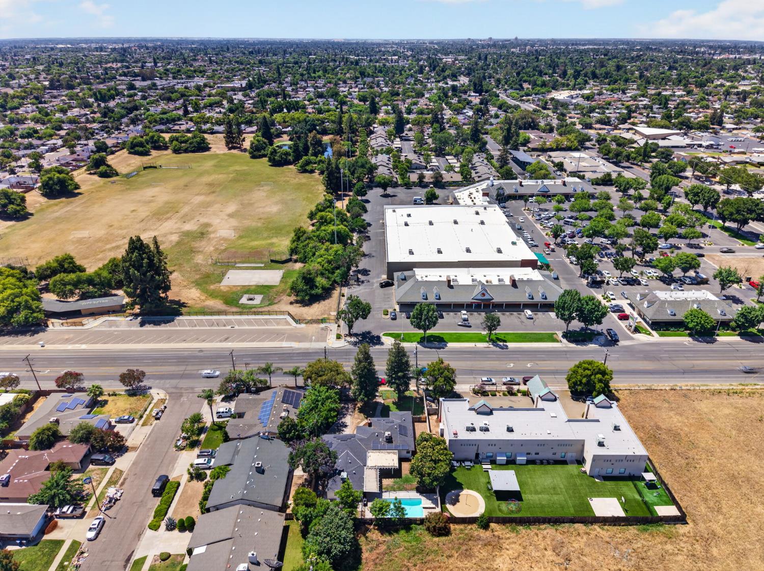 3245 E Gettysburg Ave, Fresno, CA 93726