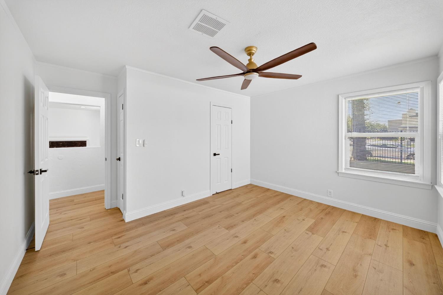 3245 E Gettysburg Ave, Fresno, CA 93726