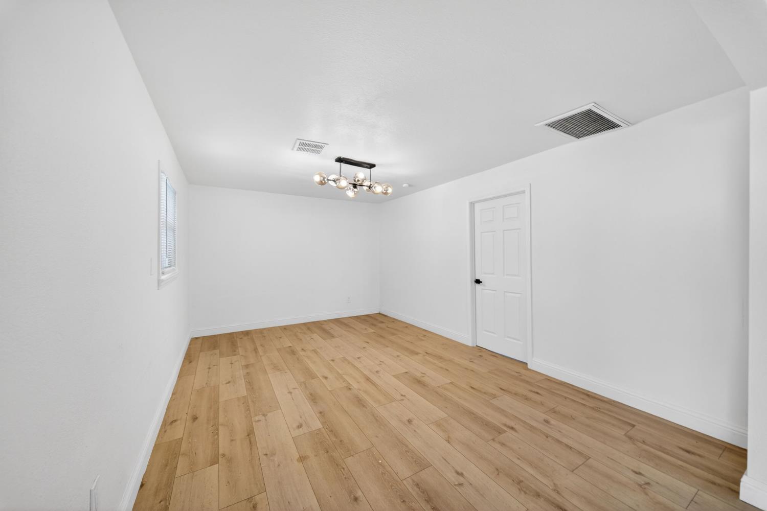 3245 E Gettysburg Ave, Fresno, CA 93726