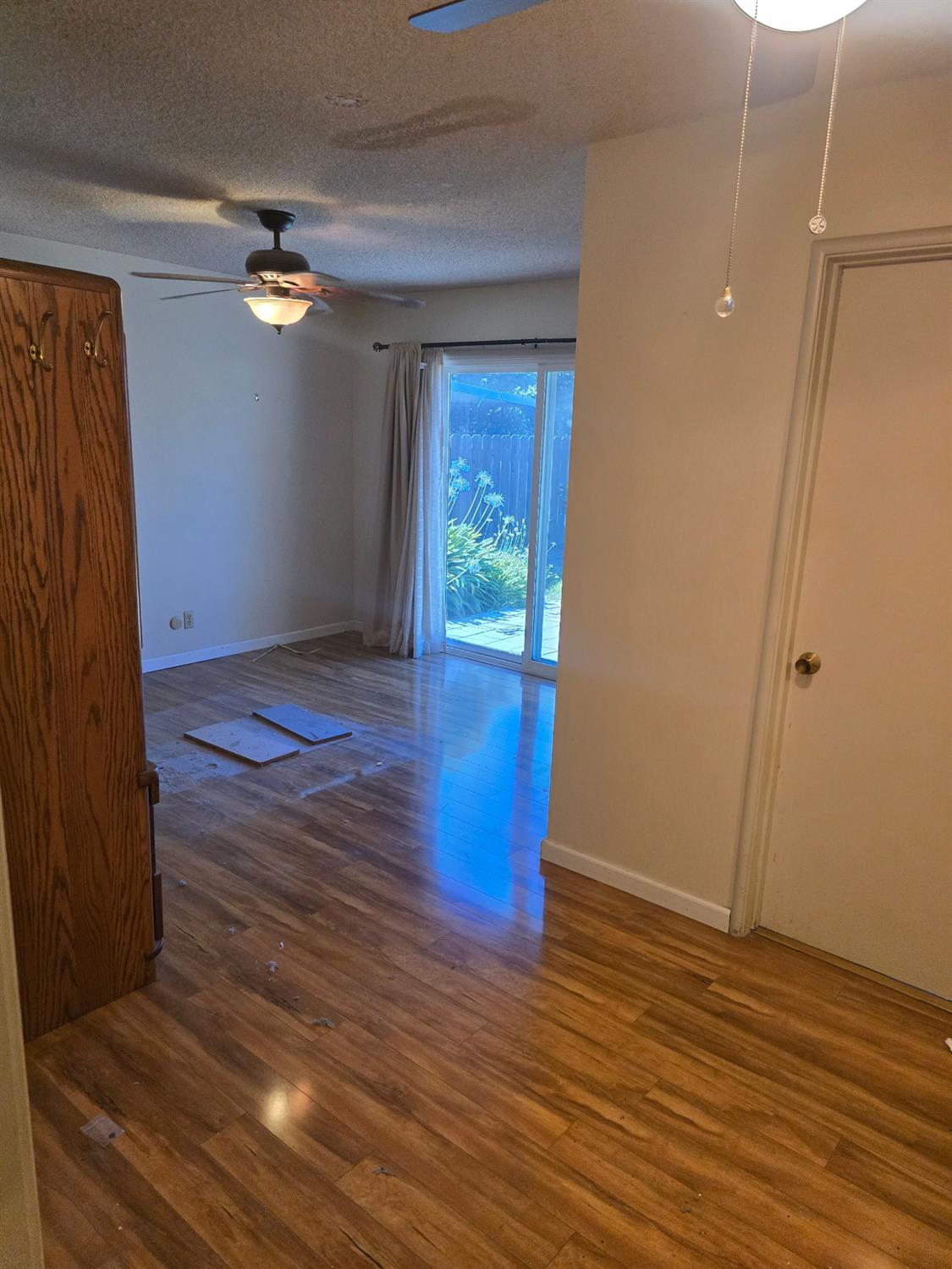 1572 E Sierra Ave, Fresno, CA 93710