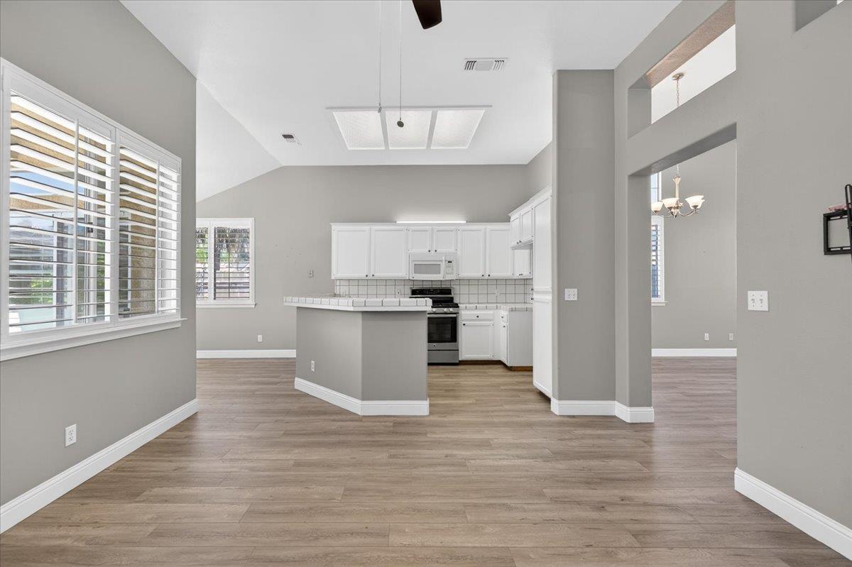 6235 W Chennault Ave, Fresno, CA 93722