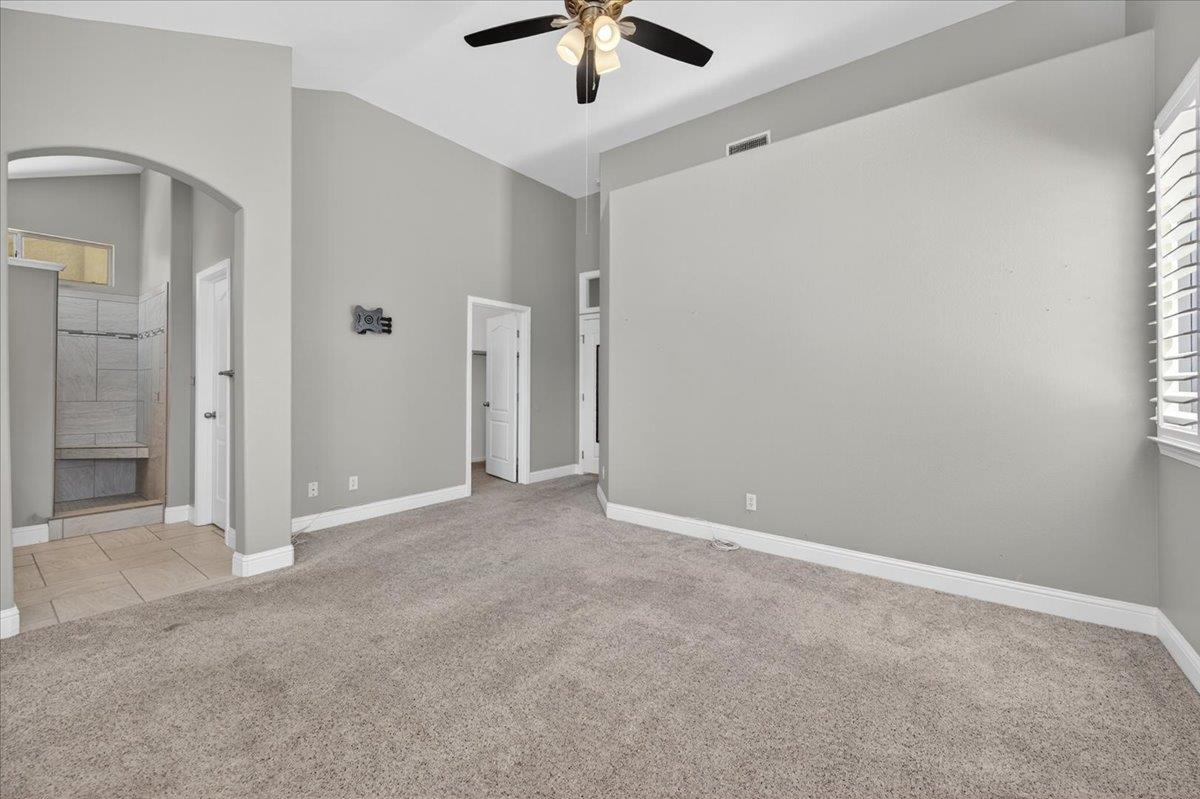 6235 W Chennault Ave, Fresno, CA 93722