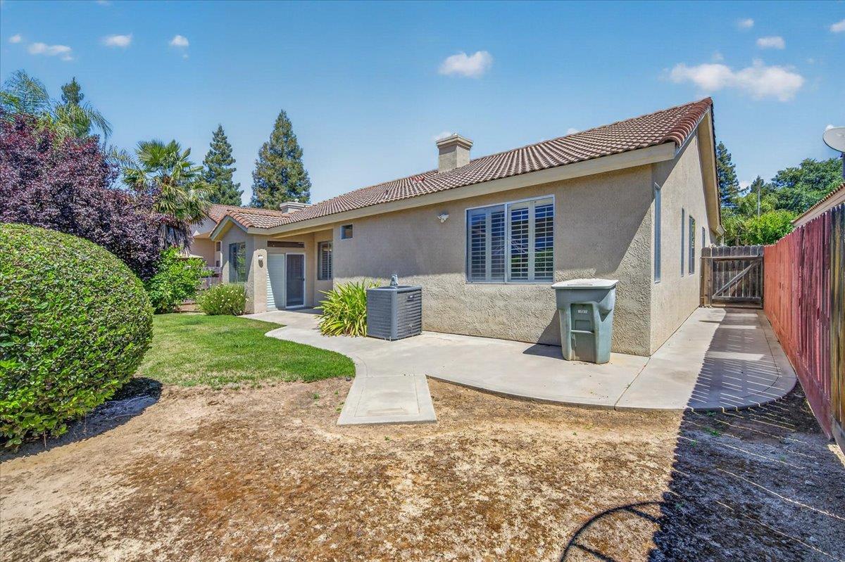 6235 W Chennault Ave, Fresno, CA 93722