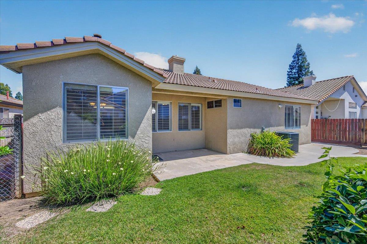 6235 W Chennault Ave, Fresno, CA 93722
