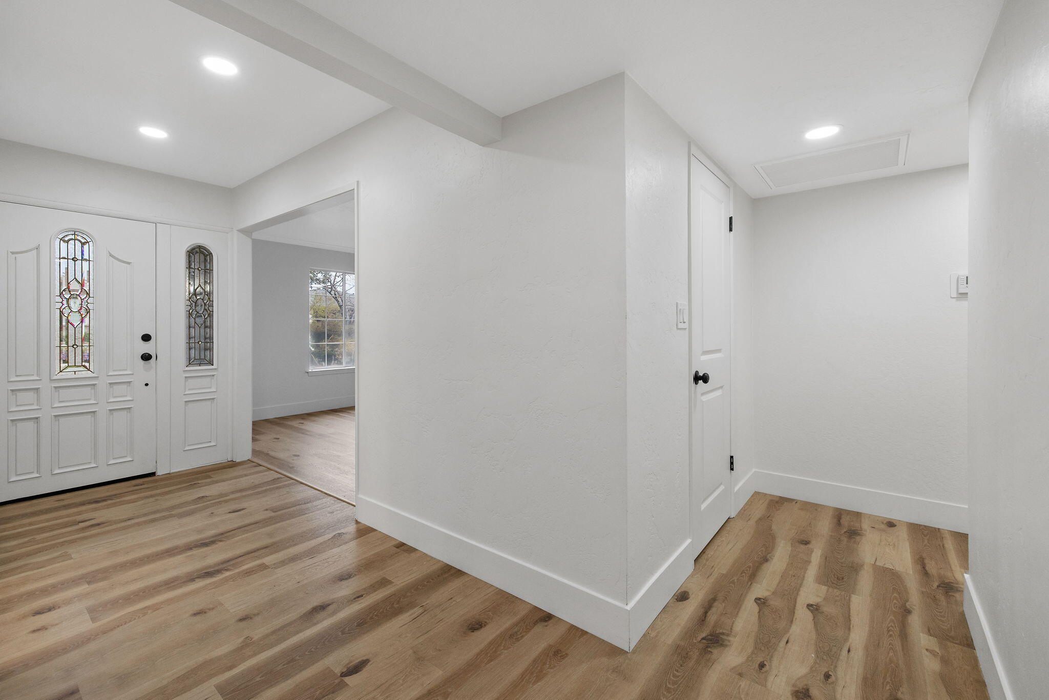 1359 W Millbrae Ave, Fresno, CA 93711