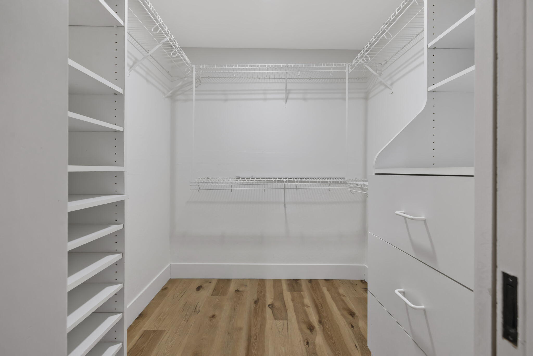 1359 W Millbrae Ave, Fresno, CA 93711